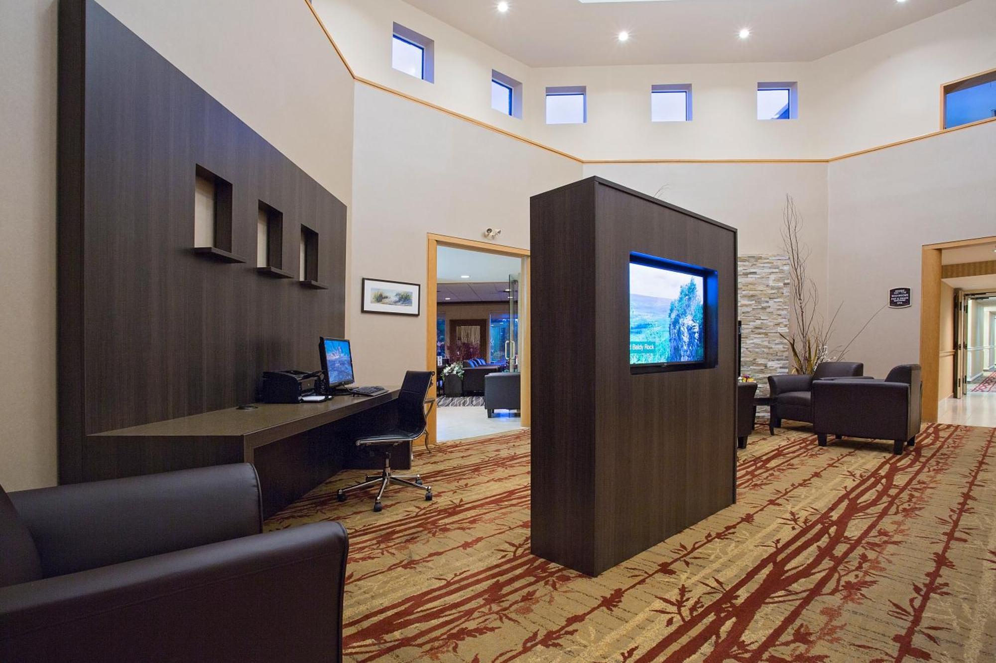 Best Western Inn On The Bay Оуен-Саунд Екстер'єр фото
